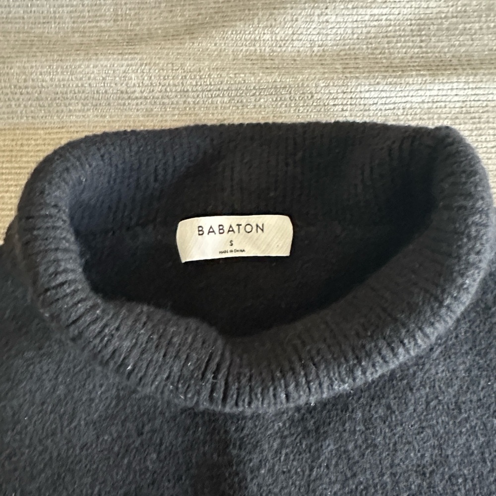 Aritzia Babaton Merino Wool Black Sleeveless Turtleneck - Picture 3 of 12